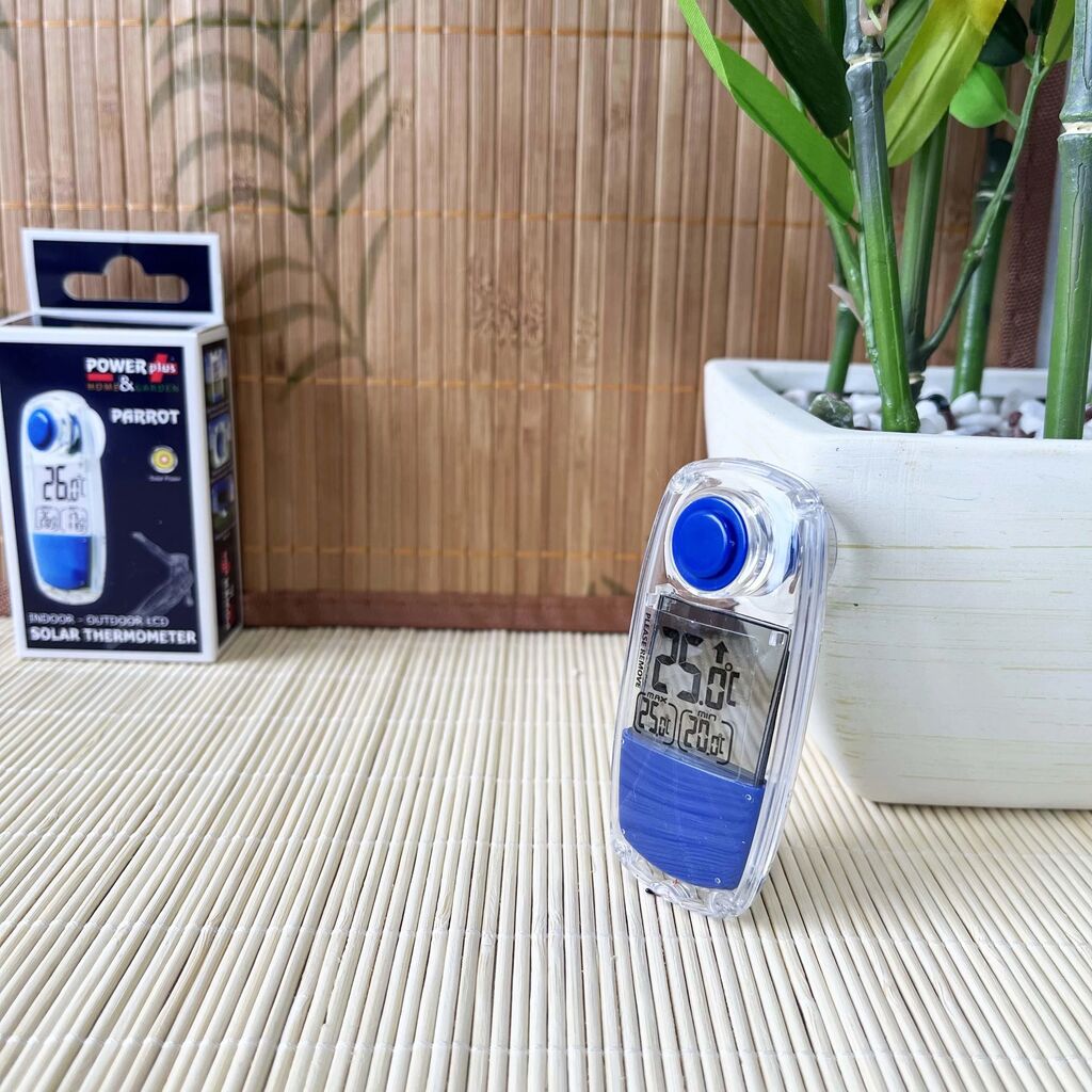 POWERplus Parrot Solar Outdoor/Indoor Thermometer