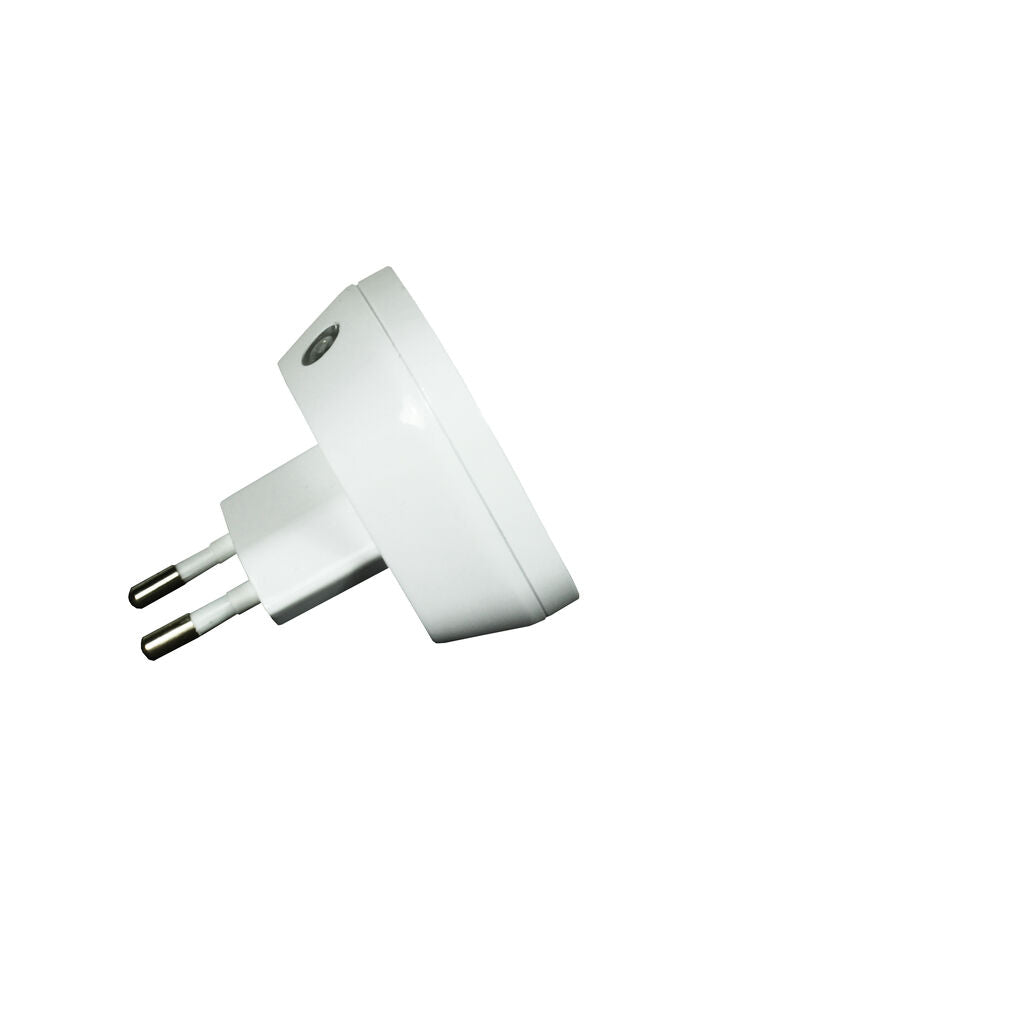 EcoSavers Automatic LED Night Light with Twilight Sensor